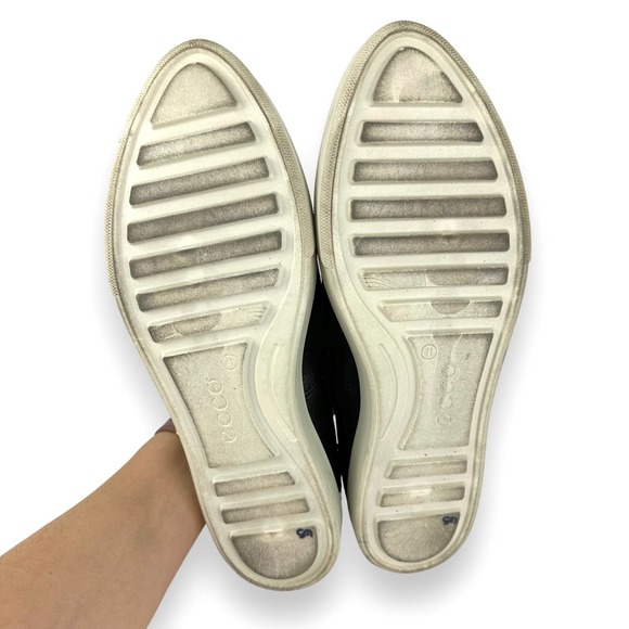 ECCO Gillian Black Leather Two Tone Pointed Toe Slip On Sneaker Size 41 - Picture 8 of 13